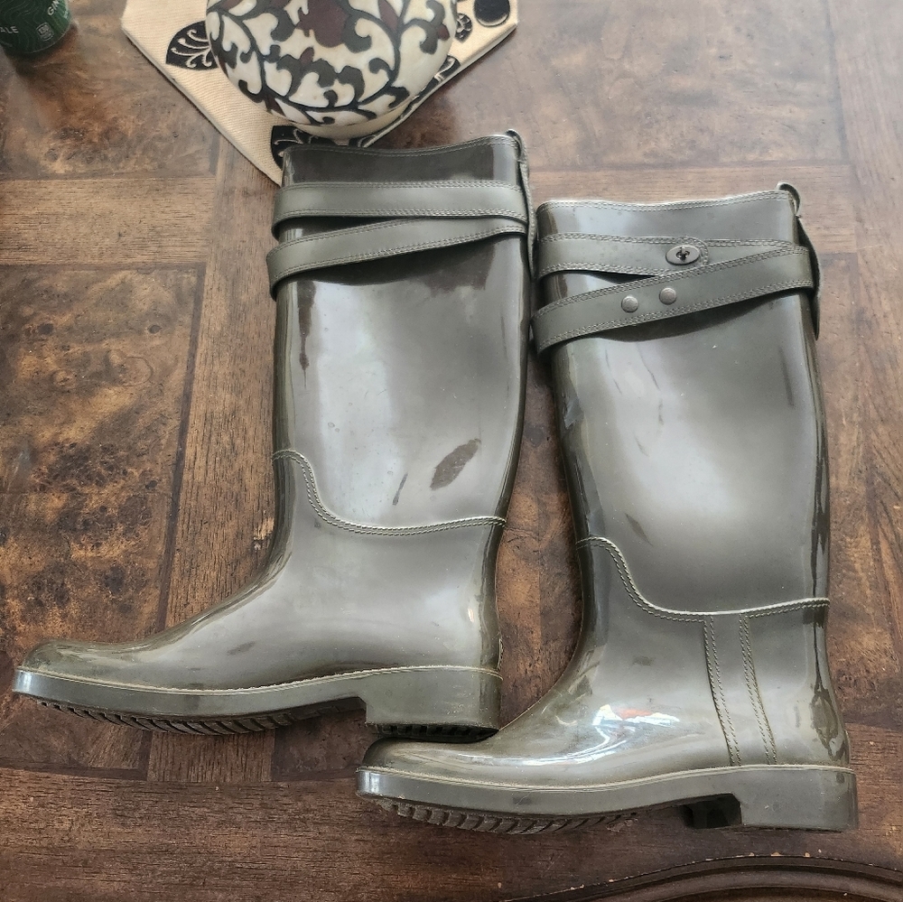 Coach Talia Rainboots size 8